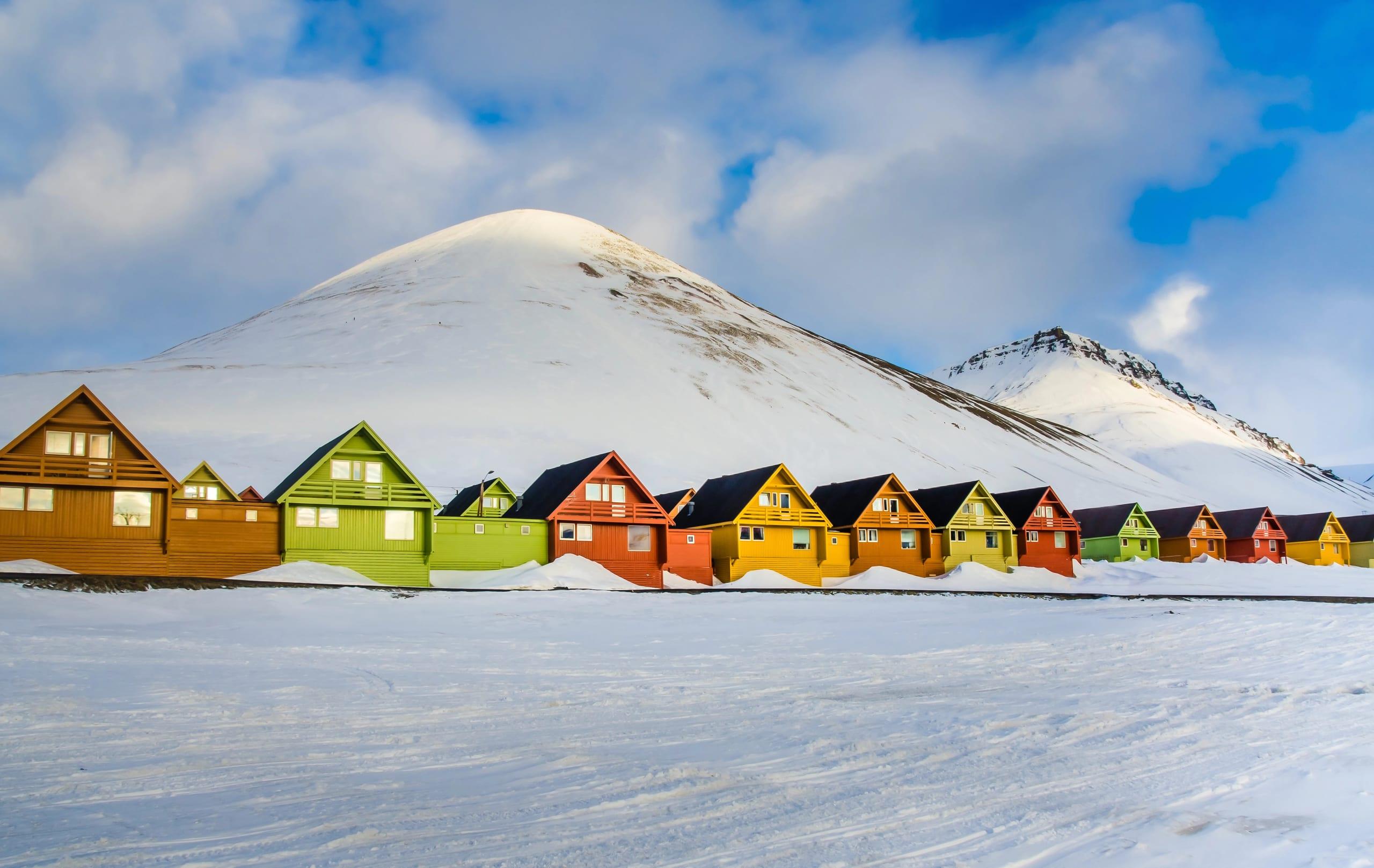 Farbenfrohe Häuser in Longyearbyen