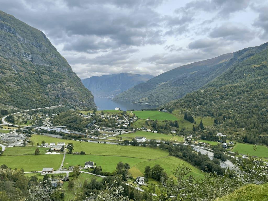 Aussicht auf den Aurlandsfjords in Flåm