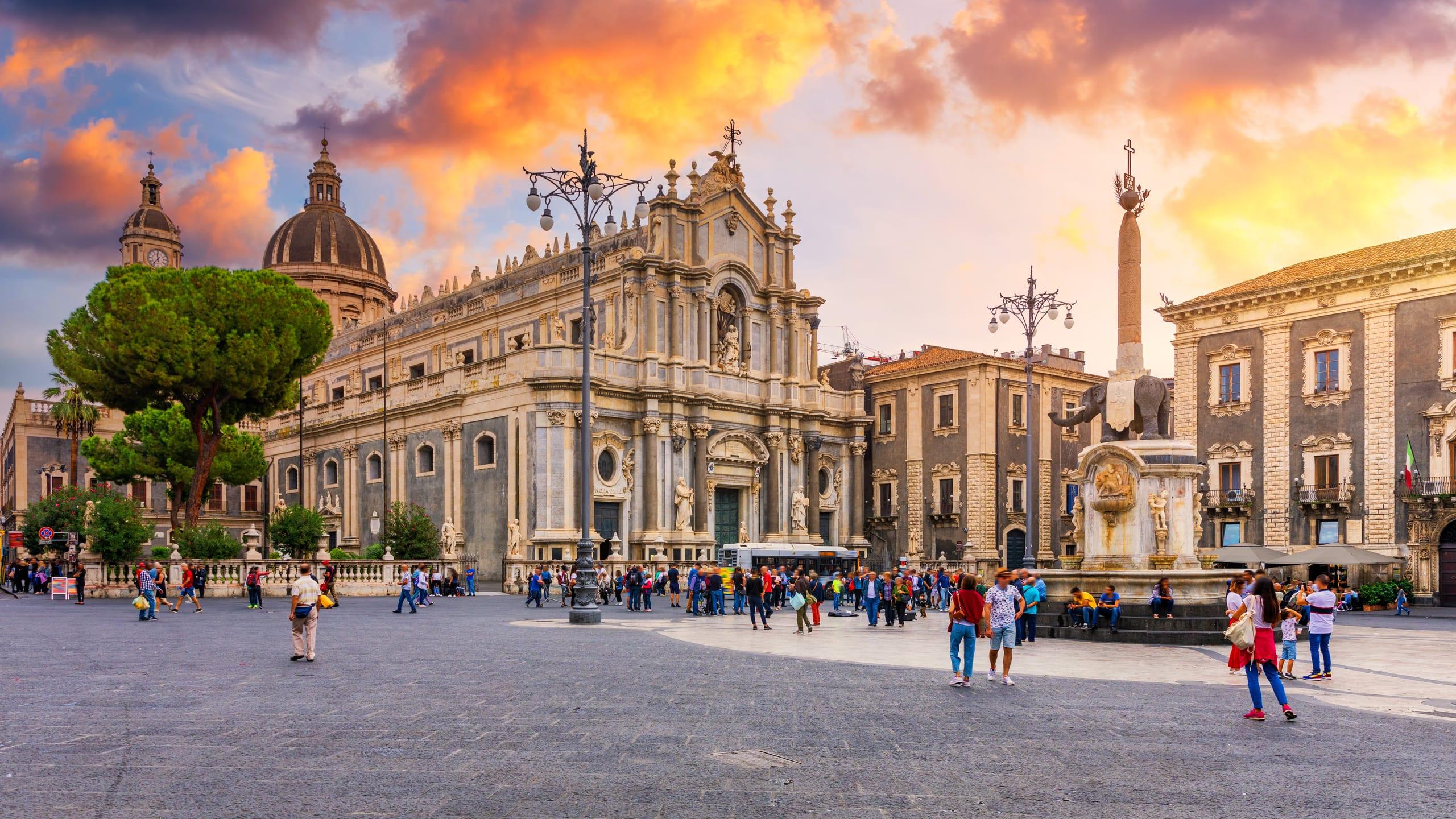Piazza Del Duomo in Catania